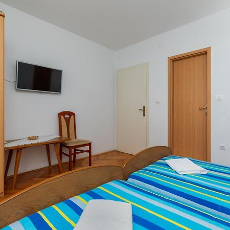 Apartments With A Parking Space Omis - 2745 部屋 写真